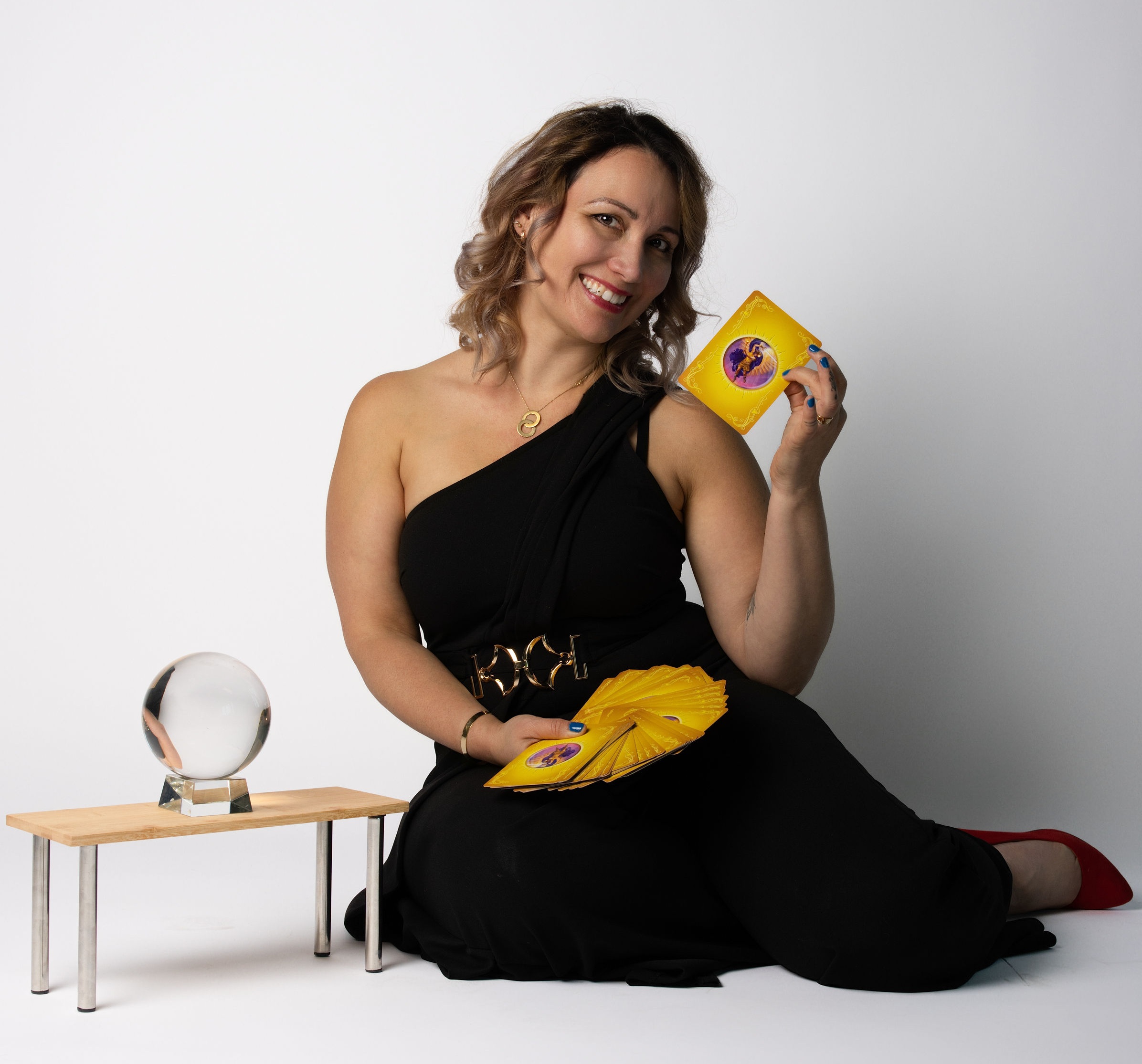 Julie Vaudreuil. Service de Tarologie-Voyance