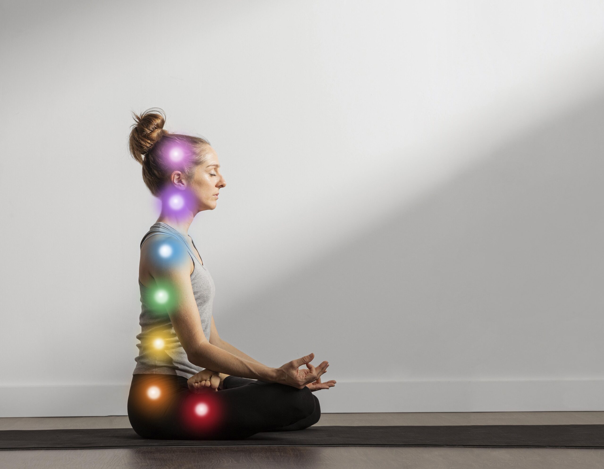 Alignement sacré, coaching sur mesure avec Julie Vaudreuil, médium, conférencière, formatrice au CAMPUS BABAJI et auteure de la Collection Spiritualité Jeunesse.